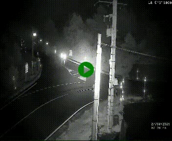 Webcam au carrefour de la croisade, à la jonction entre la N22 et la N320, avant le poste de douane franco-andorrane. Webcam à 1790 mètres d'altitude