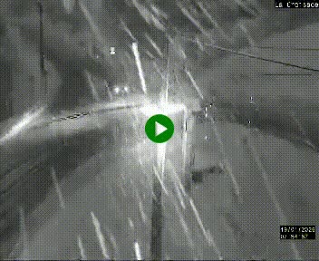 <h2>Webcam au carrefour de la croisade, à la jonction entre la N22 et la N320, avant le poste de douane franco-andorrane. Webcam à 1790 mètres d'altitude</h2>