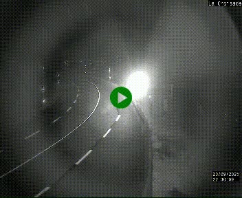 <h2>Webcam au carrefour de la croisade, à la jonction entre la N22 et la N320, avant le poste de douane franco-andorrane. Webcam à 1790 mètres d'altitude</h2>
