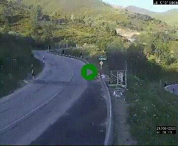<h2>Webcam au carrefour de la croisade, à la jonction entre la N22 et la N320, avant le poste de douane franco-andorrane. Webcam à 1790 mètres d'altitude</h2>