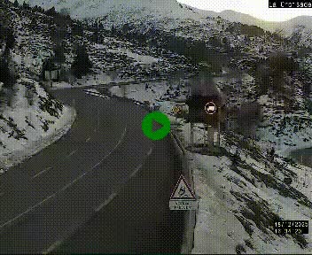 <h2>Webcam au carrefour de la croisade, à la jonction entre la N22 et la N320, avant le poste de douane franco-andorrane. Webcam à 1790 mètres d'altitude</h2>