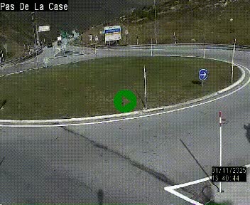 Webcam sur la N22 au niveau du poste frontière entre la France et Andorre à proximité de Pas de la Case à plus de 2000 mètres d'altitude