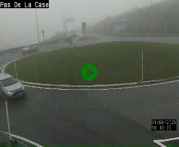 Webcam sur la N22 au niveau du poste frontière entre la France et Andorre à proximité de Pas de la Case à plus de 2000 mètres d'altitude