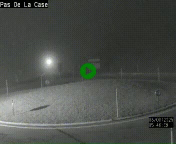 Webcam sur la N22 au niveau du poste frontière entre la France et Andorre à proximité de Pas de la Case à plus de 2000 mètres d'altitude