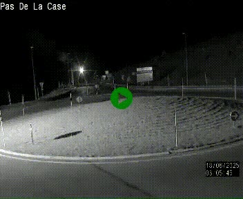 Webcam sur la N22 au niveau du poste frontière entre la France et Andorre à proximité de Pas de la Case à plus de 2000 mètres d'altitude