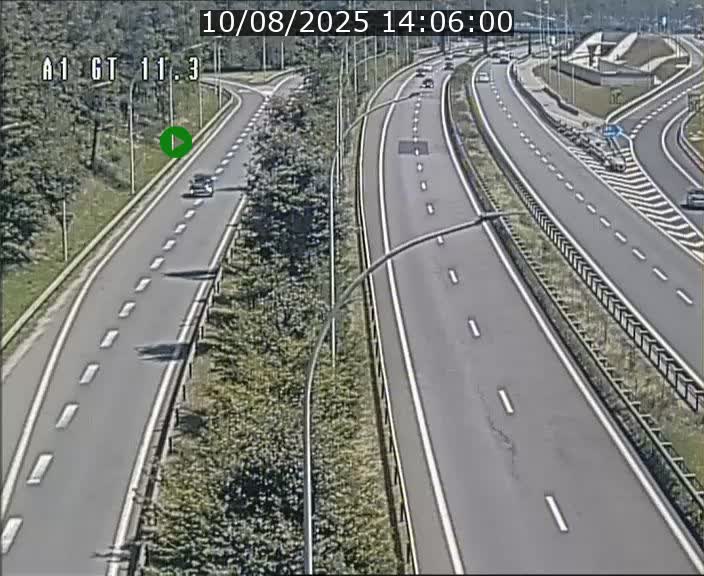 Traffic live webcam Luxembourg Senningerberg - A1 direction Allemagne - BK 11.3