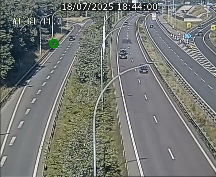 <h2>Traffic live webcam Luxembourg Senningerberg - A1 direction Allemagne - BK 11.3</h2>