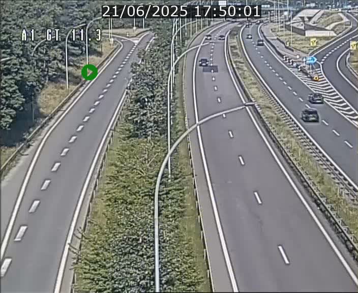 <h2>Traffic live webcam Luxembourg Senningerberg - A1 direction Allemagne - BK 11.3</h2>