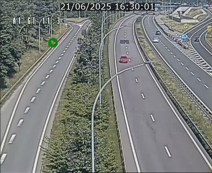 <h2>Traffic live webcam Luxembourg Senningerberg - A1 direction Allemagne - BK 11.3</h2>