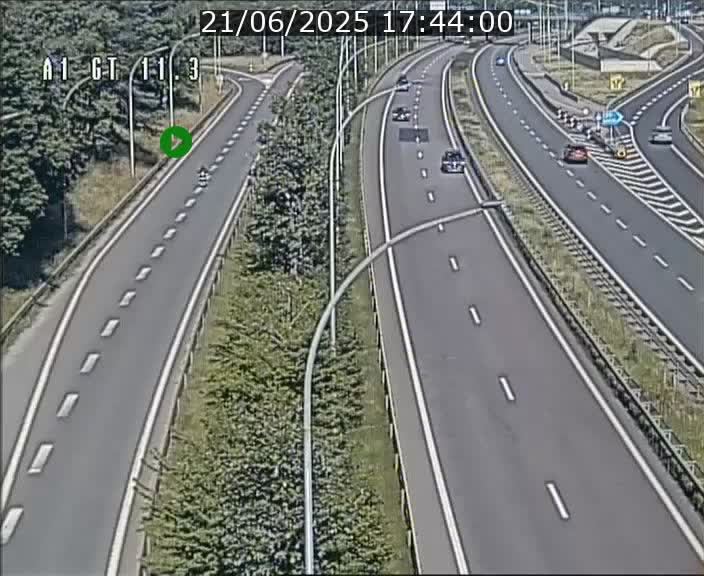<h2>Traffic live webcam Luxembourg Senningerberg - A1 direction Allemagne - BK 11.3</h2>
