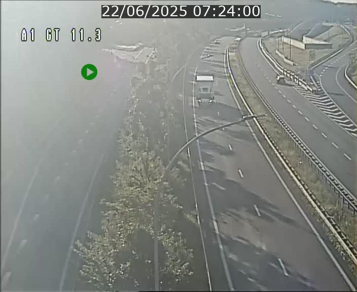 <h2>Traffic live webcam Luxembourg Senningerberg - A1 direction Allemagne - BK 11.3</h2>
