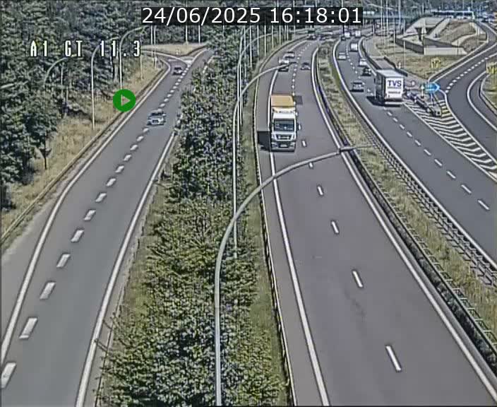 <h2>Traffic live webcam Luxembourg Senningerberg - A1 direction Allemagne - BK 11.3</h2>