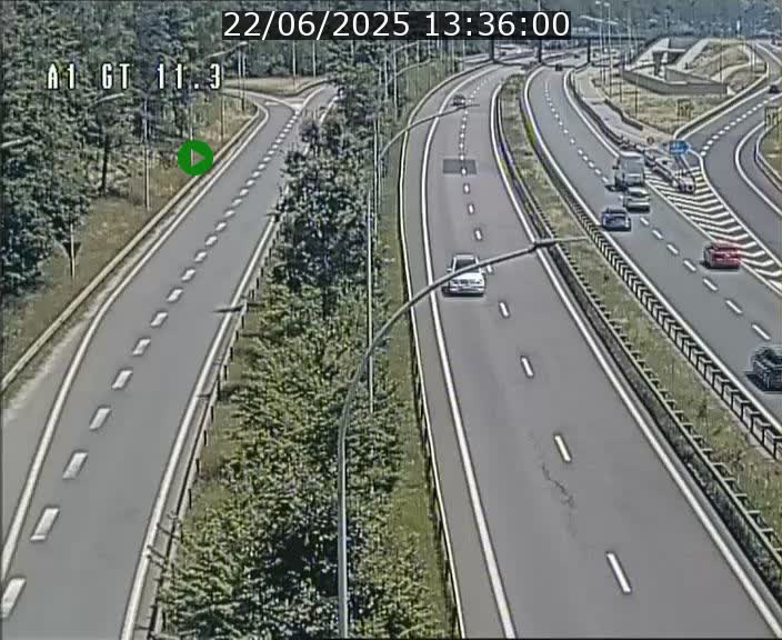 <h2>Traffic live webcam Luxembourg Senningerberg - A1 direction Allemagne - BK 11.3</h2>