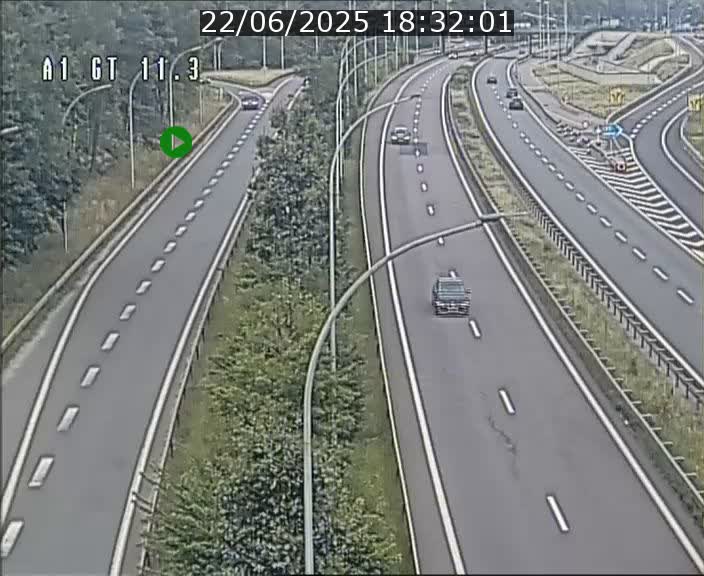 <h2>Traffic live webcam Luxembourg Senningerberg - A1 direction Allemagne - BK 11.3</h2>