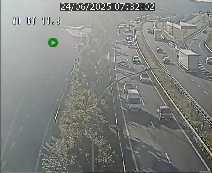 <h2>Traffic live webcam Luxembourg Senningerberg - A1 direction Allemagne - BK 11.3</h2>
