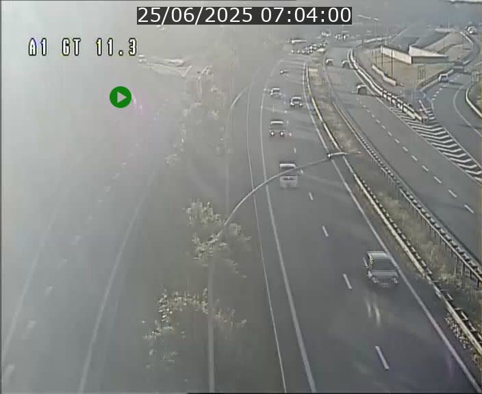 <h2>Traffic live webcam Luxembourg Senningerberg - A1 direction Allemagne - BK 11.3</h2>