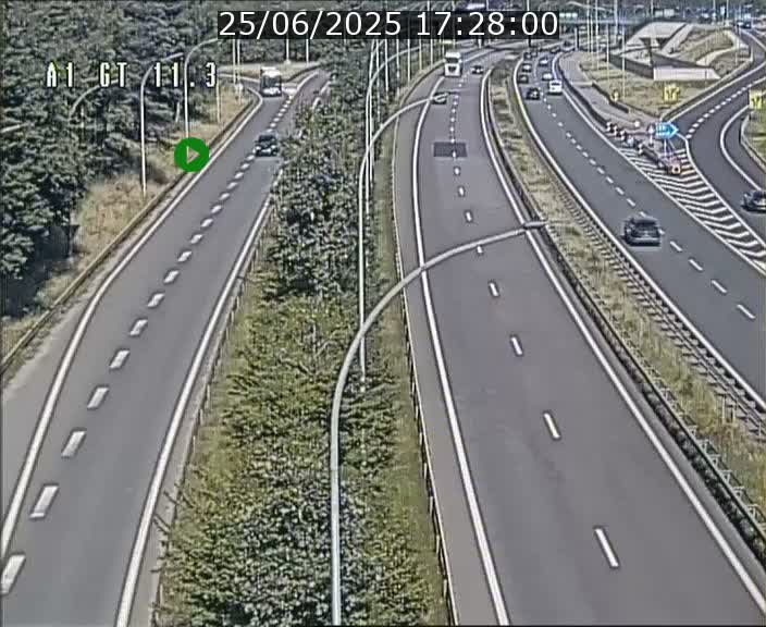 <h2>Traffic live webcam Luxembourg Senningerberg - A1 direction Allemagne - BK 11.3</h2>