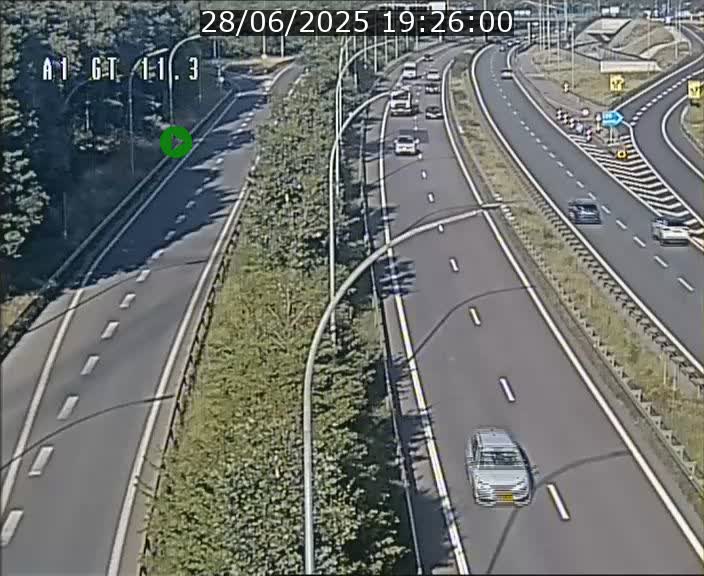 <h2>Traffic live webcam Luxembourg Senningerberg - A1 direction Allemagne - BK 11.3</h2>