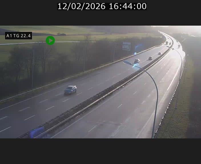 <h2>Traffic live webcam Luxembourg Flaxweiler - A1 direction Luxembourg - BK 22.4</h2>