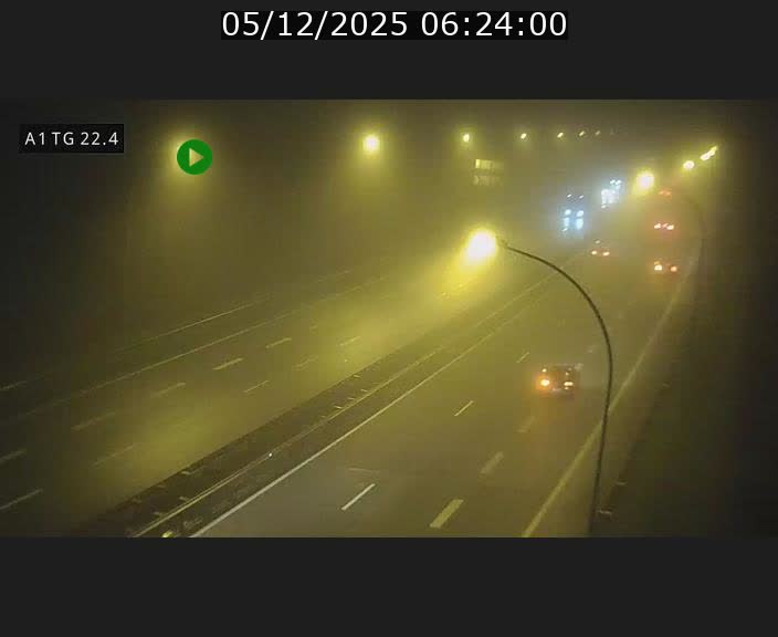 <h2>Traffic live webcam Luxembourg Flaxweiler - A1 direction Luxembourg - BK 22.4</h2>