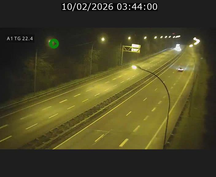 <h2>Traffic live webcam Luxembourg Flaxweiler - A1 direction Luxembourg - BK 22.4</h2>