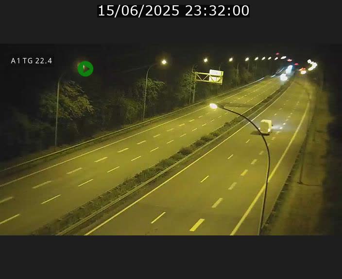 Traffic live webcam Luxembourg Flaxweiler - A1 direction Luxembourg - BK 22.4