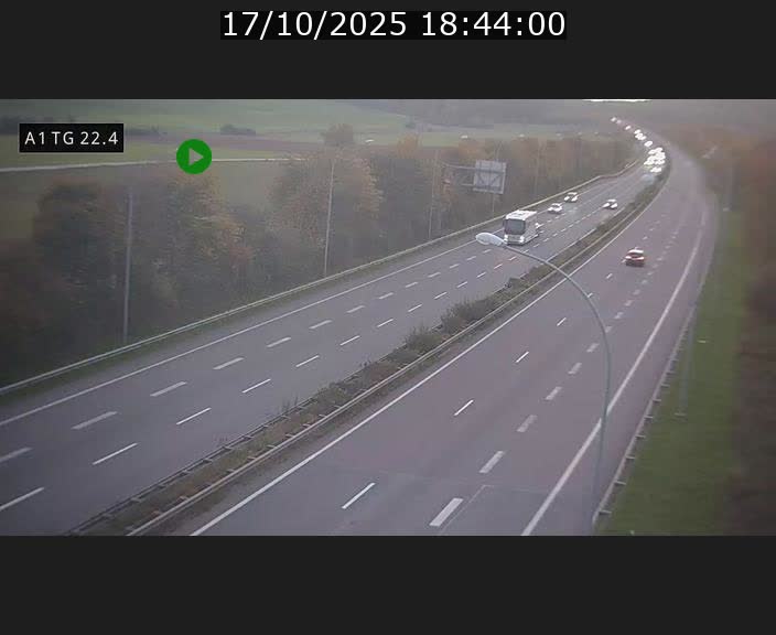 <h2>Traffic live webcam Luxembourg Flaxweiler - A1 direction Luxembourg - BK 22.4</h2>