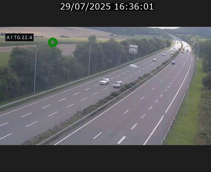 <h2>Traffic live webcam Luxembourg Flaxweiler - A1 direction Luxembourg - BK 22.4</h2>