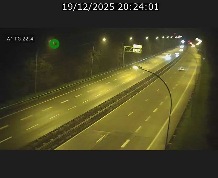 <h2>Traffic live webcam Luxembourg Flaxweiler - A1 direction Luxembourg - BK 22.4</h2>