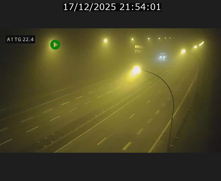 <h2>Traffic live webcam Luxembourg Flaxweiler - A1 direction Luxembourg - BK 22.4</h2>