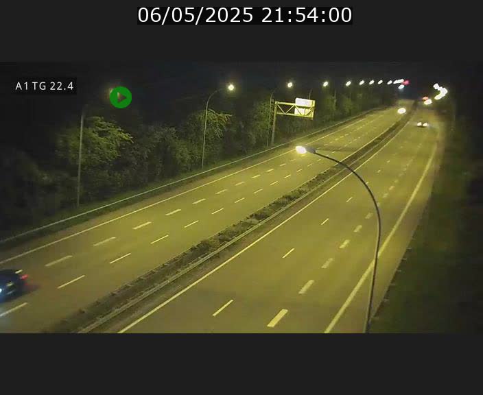 Traffic live webcam Luxembourg Flaxweiler - A1 direction Luxembourg - BK 22.4
