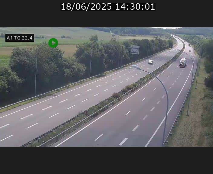 <h2>Traffic live webcam Luxembourg Flaxweiler - A1 direction Luxembourg - BK 22.4</h2>