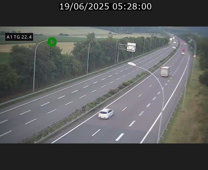 <h2>Traffic live webcam Luxembourg Flaxweiler - A1 direction Luxembourg - BK 22.4</h2>