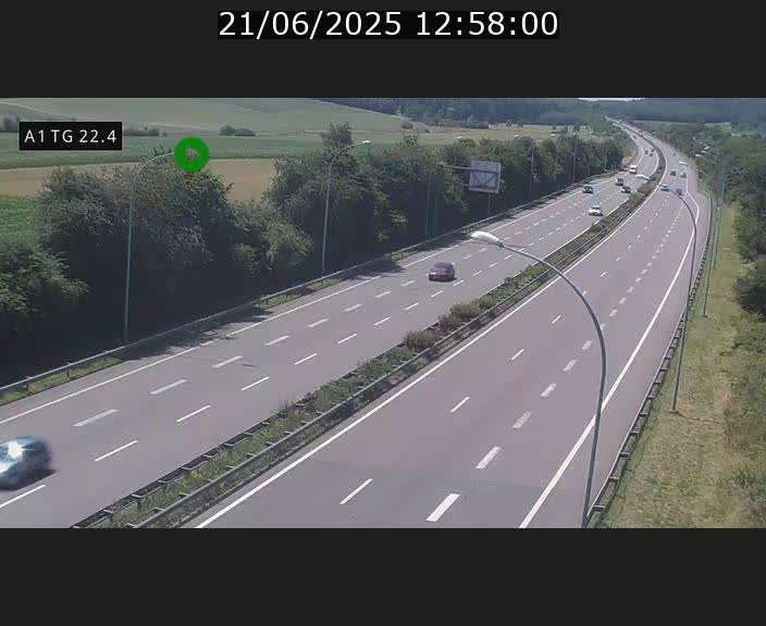 <h2>Traffic live webcam Luxembourg Flaxweiler - A1 direction Luxembourg - BK 22.4</h2>
