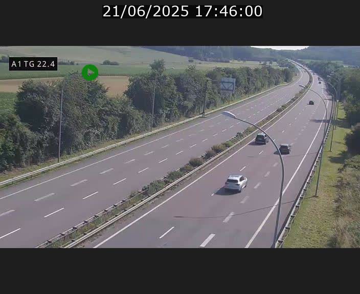 <h2>Traffic live webcam Luxembourg Flaxweiler - A1 direction Luxembourg - BK 22.4</h2>