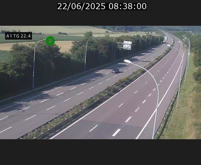 <h2>Traffic live webcam Luxembourg Flaxweiler - A1 direction Luxembourg - BK 22.4</h2>