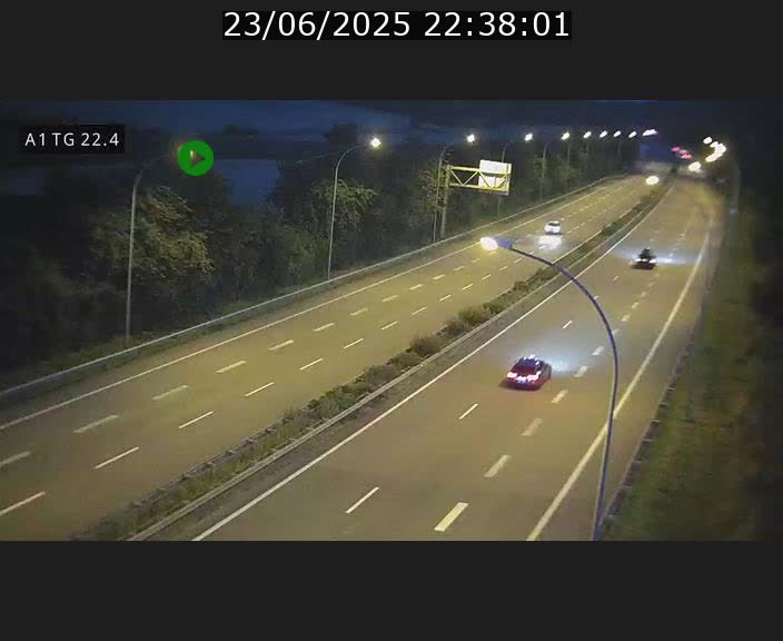<h2>Traffic live webcam Luxembourg Flaxweiler - A1 direction Luxembourg - BK 22.4</h2>