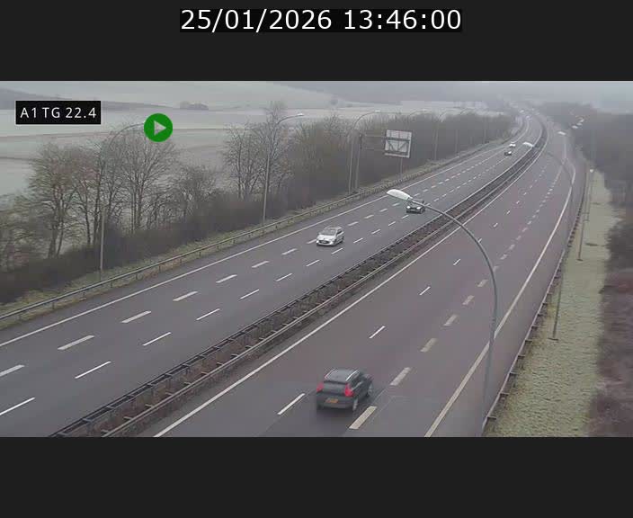 <h2>Traffic live webcam Luxembourg Flaxweiler - A1 direction Luxembourg - BK 22.4</h2>