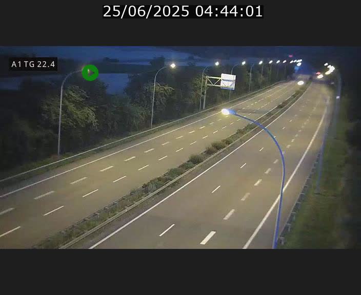 <h2>Traffic live webcam Luxembourg Flaxweiler - A1 direction Luxembourg - BK 22.4</h2>