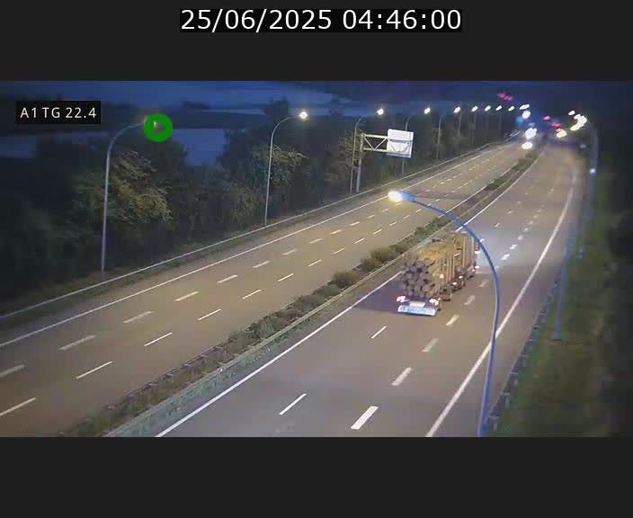 <h2>Traffic live webcam Luxembourg Flaxweiler - A1 direction Luxembourg - BK 22.4</h2>