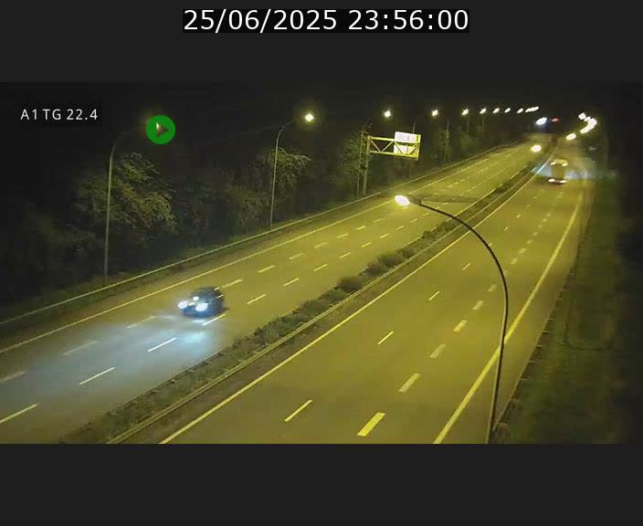 <h2>Traffic live webcam Luxembourg Flaxweiler - A1 direction Luxembourg - BK 22.4</h2>