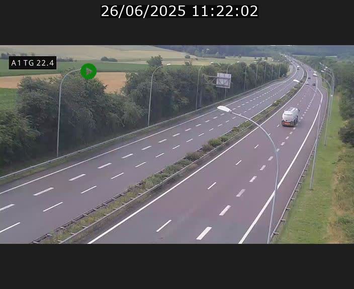 <h2>Traffic live webcam Luxembourg Flaxweiler - A1 direction Luxembourg - BK 22.4</h2>
