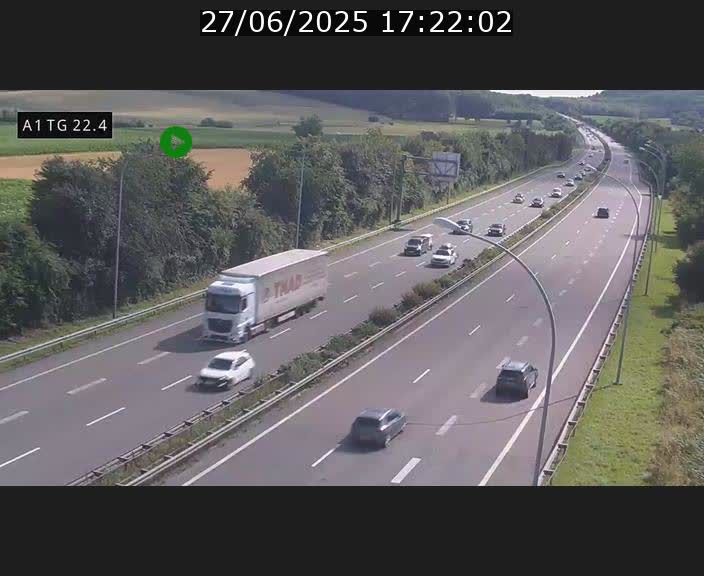<h2>Traffic live webcam Luxembourg Flaxweiler - A1 direction Luxembourg - BK 22.4</h2>