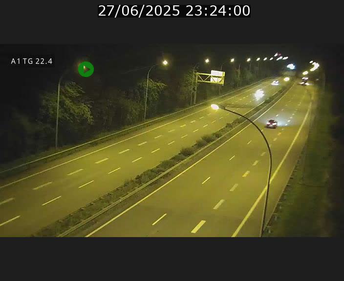 <h2>Traffic live webcam Luxembourg Flaxweiler - A1 direction Luxembourg - BK 22.4</h2>