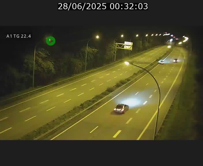 <h2>Traffic live webcam Luxembourg Flaxweiler - A1 direction Luxembourg - BK 22.4</h2>
