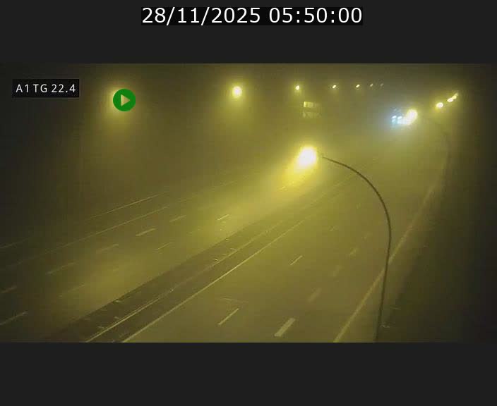 <h2>Traffic live webcam Luxembourg Flaxweiler - A1 direction Luxembourg - BK 22.4</h2>