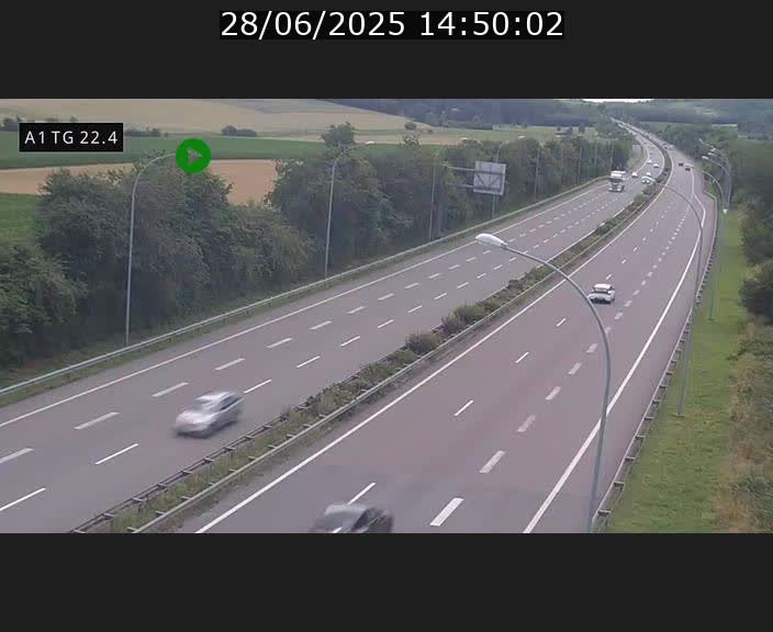 <h2>Traffic live webcam Luxembourg Flaxweiler - A1 direction Luxembourg - BK 22.4</h2>