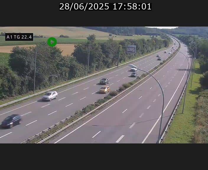 <h2>Traffic live webcam Luxembourg Flaxweiler - A1 direction Luxembourg - BK 22.4</h2>