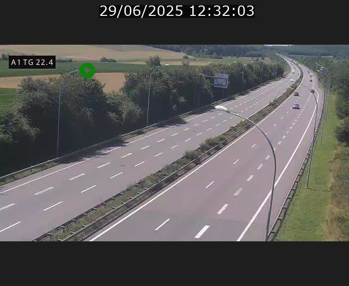 <h2>Traffic live webcam Luxembourg Flaxweiler - A1 direction Luxembourg - BK 22.4</h2>