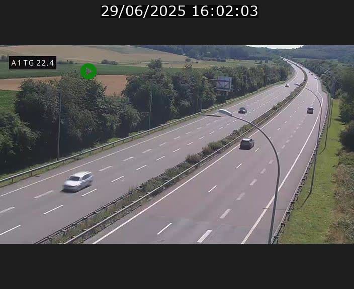 <h2>Traffic live webcam Luxembourg Flaxweiler - A1 direction Luxembourg - BK 22.4</h2>